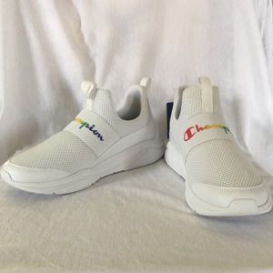 NWT Champion White with Tie Dye Logo Women’s Size 9 Shoe